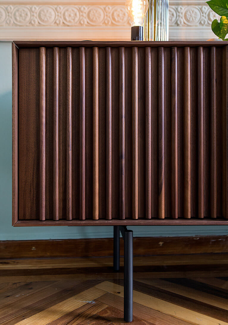 The fronts of the ka-bera A sideboard in walnut. al2, art for living