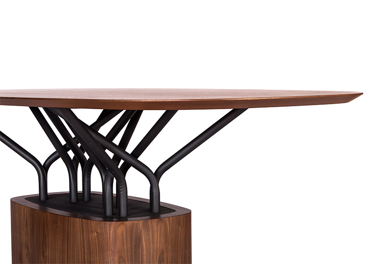 Wood-oo table in walnut and black metal.al2, art for living